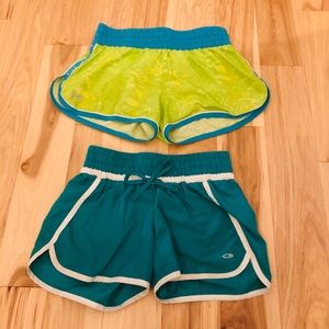 Bundle of 2 running shorts